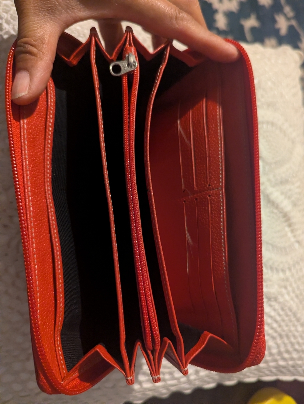 Levenge Women's Red Leather Zip Wallet Clutch - Picture 4 of 4